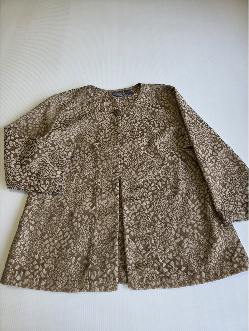 Chico's Additions 1 Button Blazer Size 12 Tag Size 3 3/4 Sleeve. Chicos size 2